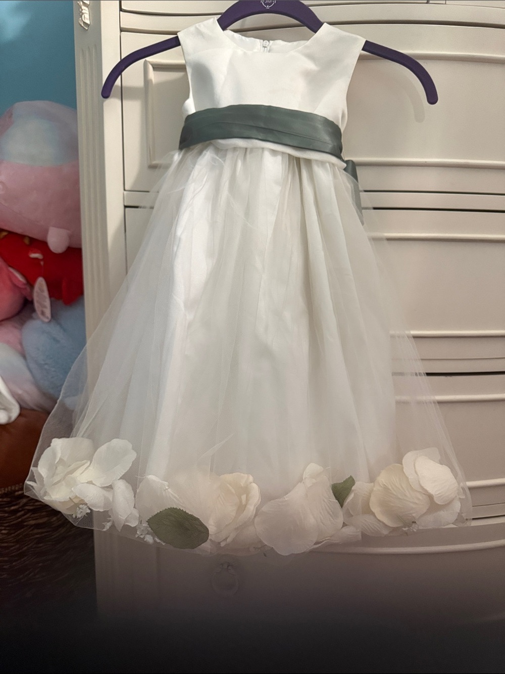 US Angels size 2T white dress with sash gorgeous flower girl dress